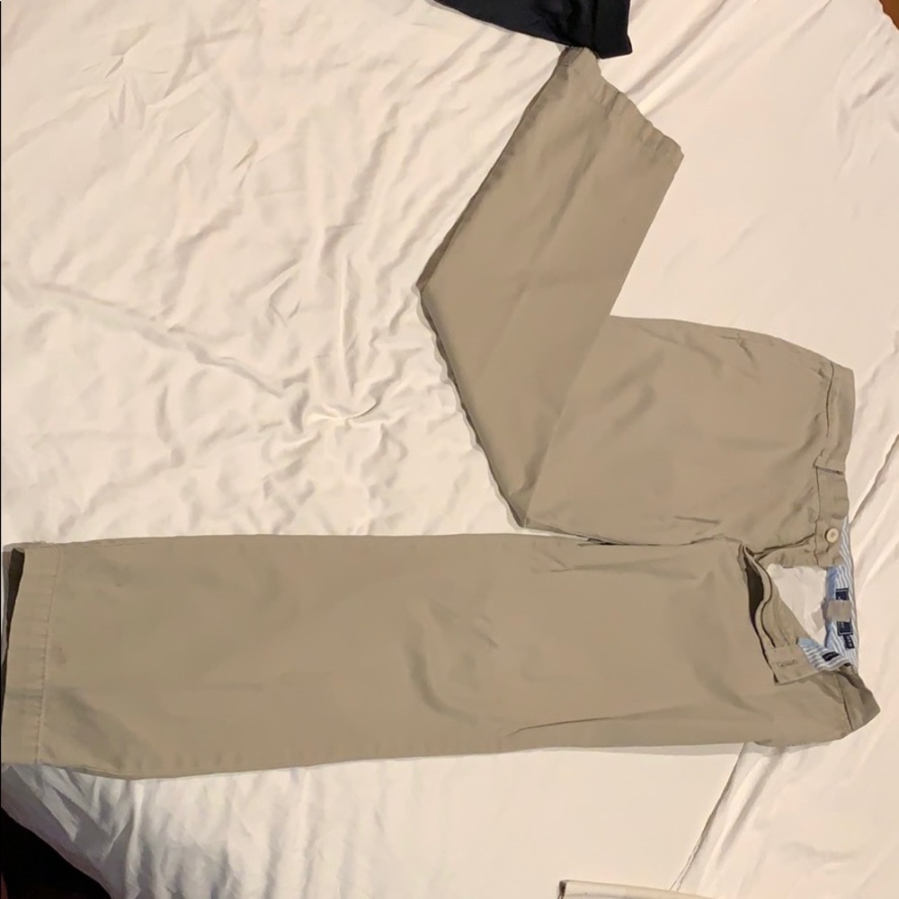 Vineyard Vines khakis 35x32